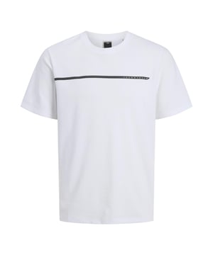 Improve your daily look with the comfortable and flexible Jack & Jones Men's T-Shirt. Made from premium cotton blend fabric, this casual t-shirt is smooth and breathable, making it ideal for everyday use. Its basic crew neck and short sleeves offer it a timeless style that goes well with joggers, jeans, and shorts.