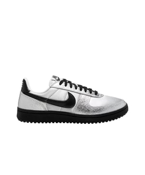 ZAP.MODA SRA WMNS NIKE FIELD GENERAL PLATA