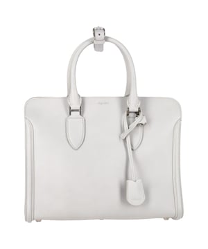 VINTAGE, RRP AS NEW
The Alexander McQueen Heroine Open Tote brings modern structure to everyday elegance. Crafted from luxurious white cross-grain leather, it features rolled leather handles, sleek silver-tone hardware, and a smart triple-compartment interior to keep your essentials effortlessly organized. Sophisticated yet bold, it’s the ultimate power tote for both work and play.

Alexander McQueen Heroine Open Tote in White Leather
Condition: good
Signs of wear: light marks one xterior
Packaging: Dust bag
Color: White | ecru
Material: Leather | leather
Size: One Size | One Size
Measurements: Width: 140; Height: 270; Length: 350; Handle drop: 120; Strap length: 0
SKU: NAPPUGBBA553911W