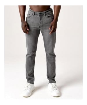 Nu in de sale: dit True Rise item voor een zeer lage uitverkoopprijs in onze True Rise outlet!
Heren  Regular Jeans - DP24-NW - Grijs - <p><strong>Specificaties:<br /></strong>- Heren Regular Jeans<br />- Kleur: Grijs<br />- Artikelcode: DP24-NW<br />- Lengte: Standaard <br />- Pasvorm: Regular Fit / Stretch<br />- Sluiting: Rits<br />- Materiaal: 98% Coton, 2% Spandex<br />- Weefsel: Denimweefsel <br />- Zakken: 2 Voorzakken, 2 Achterzakken<br />- Wasvoorschrift: Machinewas 30 graden (Niet in de droger)<br />- Beschikbare maten: 29 - 30 - 31 - 32 - 33 - 34 - 36 - 38</p>