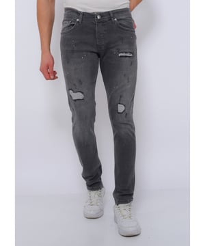 Dit item koop je nu extra voordelig in onze Herenkleding Outlet outlet waar het altijd True Rise sale is. Jouw True Rise artikelen het hele jaar in de uitverkoop!
Slim Fit Jeans Heren met Scheuren -DC-041- Grijs - <p><strong>Specificaties:<br /></strong>- Slim Fit Jeans Heren met Scheuren<br />- Kleur: Zie afbeelding <br />- Artikelcode:  D&C-041<br />- Lengte: Standaard 34<br />- Pasvorm: Slim Fit / Stretch<br />- Patroon: Print / Gaten<br />- Sluiting: Knopen<br />- Materiaal: 98% Coton, 2% Spandex<br />- Weefsel: Denimweefsel <br />- Zakken: 2 Voorzakken, 2 Achterzakken<br />- Wasvoorschrift: Machinewas 30 graden<br />- Beschikbare maten: 29 - 30 - 31 - 32 - 33 - 34 - 36 - 38</p>