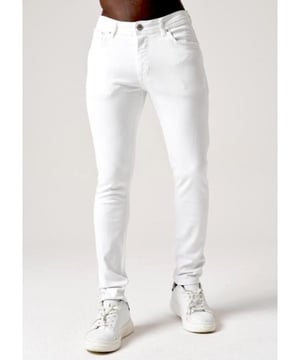 Dit item van True Rise vind je nu in de uitverkoop in onze True Rise outlet!
Witte Jeans Heren Slim Fit - DC-034 - Wit - <p><strong>Specificaties:<br /></strong>- Witte Jeans Heren Slim Fit<br />- Kleur: Wit<br />- Artikelcode: D&C-034<br />- Lengte: Standaard <br />- Pasvorm: Regular Fit / Stretch<br />- Sluiting: Knopen<br />- Materiaal: 98% Coton, 2% Spandex<br />- Weefsel: Denimweefsel <br />- Zakken: 2 Voorzakken, 2 Achterzakken<br />- Wasvoorschrift: Machinewas 30 graden (Niet in de droger)<br />- Beschikbare maten: 29 - 30 - 31 - 32 - 33 - 34 - 36 - 38</p>