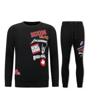 Nu extra voordelig in onze Herenkleding Outlet outlet, dit hippe item uit onze LF Amsterdam sale! Laatste maten dus ben er snel bij want op=op!
Exclusieve Joggingpak Heren - ICON Rocks - Zwart - <p><strong>Specificaties:<br /></strong>- Exclusieve Joggingpak Heren<br />- ICON Rocks<br />- Kleur: Zwart<br />- Artikel code: 11-6508Z <br />- Seizoen: Voorjaar / Najaar<br />- Zakken Vest: 2 Steekzakken<br />- Mouwen: Lange Mouw<br />- Zakken broek: 2 Steekzakken<br />- Kwalitatief Hoogwaardige Afwerking<br />- Materiaal: 84% Katoen en 16% Polyester<br />- Weefsel: Dun geweven<br />- Pasvorm: Slim Fit<br />- Pasvorm broek: Slim Fit<br />- Wasvoorschrift: Machinewas 30 graden, Binnenste buiten wassen (Niet in de droger)<br />- Beschikbare maten: S - M - L - XL - XXL </p>
<p><span style="vertical-align: inherit;"><strong><b>Local Fanatic</b></strong>is een jong merk voor modebewuste mannen die aandacht besteden aan kleding en uiterlijk met de Allure en Glamour. Kenmerkend van het merk zijn de zeefdruk- en digitaal prints die gegarandeerd staan voor kwaliteit van vooruitstrevende stoffen in Italiaanse pasvormen.</span></p>
