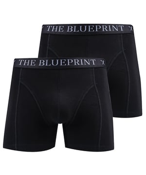 
The BLUEPRINT Premium - Boxershort 2-pack biedt ultiem comfort met een effen, zwarte uitstraling. Er zitten 2 stuks in een verpakking. Vervaardigd uit hoogwaardige materialen, zorgt dit stuk voor een optimale pasvorm. The BLUEPRINT Premium staat voor kwaliteit en stijl. - De items van The Blueprint vallen allemaal naar maat. Het is dus niet nodig om een maat groter of kleiner te bestellen dan je gewend bent! Over het Merk: De herenkleding van The BLUEPRINT Premium zijn stuk voor stuk musthaves in de garderobe van iedere modebewuste man. De kledingstukken zijn zowel casual als chique te dragen en hebben een mooie uitstraling. De collectie bestaat uit verschillende items, waaronder de mooiste overhemden, truien, colberts, jassen en nog véél meer. En alles is ook nog eens goed te combineren! De overhemden en truien van het merk zijn erg populair omdat deze geschikt zijn voor verschillende gelegenheden.
