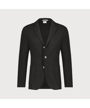 
Dit gebreide jersey colbert is de perfecte aanvulling op je garderobe. Met zijn casual uitstraling en draagbaarheid als trui, is dit colbert ideaal voor elke informele gelegenheid.<br>
Gemaakt van een comfortabele wol mix en met de mogelijkheid om het te dragen als overshirt, biedt dit colbert zowel stijl als comfort. De soepele jersey stof zorgt voor een extreem draagcomfort, waardoor je er de hele dag moeiteloos goed uitziet.
<ul>
	<li>Gebreid jersey colbert, perfect voor casual gelegenheden</li>
	<li>Gemaakt van wol mix</li>
	<li>Te dragen als overshirt, veelzijdig en praktisch voor elke outfit</li>
</ul>