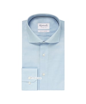 De meeste dromen zijn bedrog; maar met dit topitem uit de meest recente collectie van Michaelis worden ze werkelijkheid! 
<meta charset="utf-8"><meta charset="utf-8">
<p><span>Een klassiek blauw ingeweven ruit kenmerkt dit business shirt van Michaelis. Net even anders dan het reguliere ruitjespatroon. Het overhemd is van 100% kwaliteitskatoen. Bovendien hoef je dit shirt niet te strijken, want het is helemaal strijkvrij.</span>Het overhemd heeft extra lange mouw (+4 cm) een extra 4 cm lengte op het lijf. Bij maat 39 zijn de mouwen 70 cm en het lijf 84 cm (op de rug gemeten).</p>
<ul>
<li>Getailleerde pasvorm</li>
<li>100% katoen</li>
<li>Strijkvrij</li>
</ul>
<ul></ul>