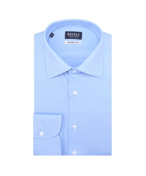 
Recall Overhemd gemaakt van katoen en polyester. Deze stofsamenstelling zorgt voor een overhemd met hoog draagcomfort. Vanwege de Shaped Fit sluit het overhemd mooi aan de taille. Het overhemd heeft een cutaway kraag en is vanwege de effen kleur gemakkelijk te combineren. - Over het merk: Recall is een merk dat je wilt herinneren aan mooie, eerste momenten. De spanning en zenuwen bij je eerste date, je eerste sollicitatie of je eerste keer in een kostuum. Deze momenten blijven je lang bij en het merk Recall herinnert je aan die speciale momenten. Recall heeft verschillende pasvormen, wat maakt dat er voor iedere man wel een goedpassende optie bij zit.