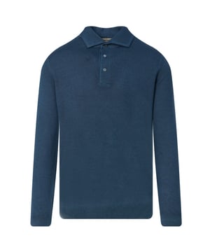 
- Over het Merk: Gran Sasso is een Italiaans kledingmerk dat in 1952 werd opgericht door de familie Di Battista. Het merk staat bekend om zijn hoogwaardige knitwear. De kleding van Gran Sasso is gemaakt van hoogwaardige materialen, zoals wol, kasjmier en cashmere. Het merk biedt een breed scala aan items aan, waaronder truien, vesten, jassen en accessoires. De ontwerpen van Gran Sasso zijn vaak geïnspireerd door de Italiaanse mode. Het merk gebruikt klassieke stijlelementen, zoals nette pasvormen, elegante kleuren en iconische logo's, om een ​​klassieke en tijdloze uitstraling te creëren.