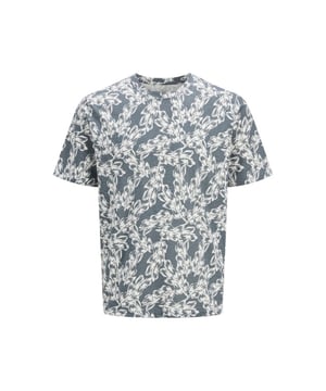 
Iedereen heeft ze: Tshirts. En dat is geen wonder. Je kunt ze in een handomdraai combineren met al je favoriete itemsExtra details zijn: Ronde hals  Alloverprint Korte mouwenMateriaal:100% KatoenWasvoorschrift:Machinewas max. Fijnwas 30 graden Celsius. Niet in droger 