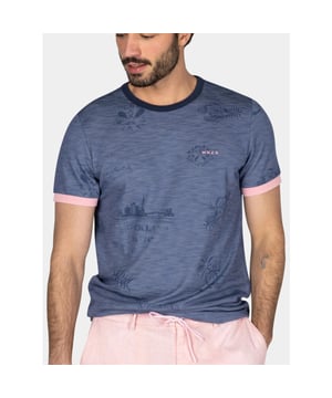 
<p>Casual heren T-shirt met ronde hals met accent kleuren bij de boorden. Dit T-shirt van het merk New Zealand Auckland is gemaakt van het natuurlijke Lyocell en heeft een allover print.</p>
<ul>
<li>Modern fit</li>
<li>70 Lyocell/ 30% Polyester</li>
<li>Kleurnummer: 1680 Light Navy</li>
</ul>
