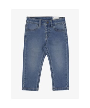 
Mayoral jongen spijkerbroek in een donkere wassing. Het is een slimfit model. Deze baby spijkerbroek is verkrijgbaar in de maten 68 t/m maar 104.