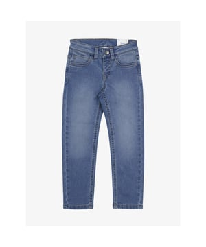 
Nette spijkerbroek in een medium blauwe wassing. Broek is een slimfit model.

Deze jongens jeans is in de maten 92 t/m maat 140.