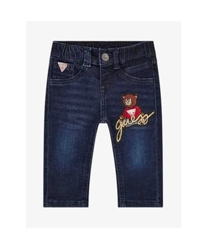 
De Guess Kids Spijkerbroek heeft een denim stretch kwaliteit en is een klassiek 5-pocketmodel. De broek heeft een rechte pijp, regular pasvorm en een knoop- en ritssluiting. De broek heeft een logo embleem met beer en heeft een elastieke tailleband. Combineer met de bijpassende sweater of shirts.