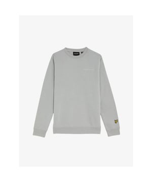 
Lyle & Scott jongen sweater in de kleur grijs. Het is een crewneck model. 
Lyle en Scot kinderkleding is verkrijgbaar in de maten 98 t/m maar 176. Lyle & Scott junior valt wel ruim. Maar 15-16 jaar is vergelijkbaar met maat s/m bij de mannen merken.