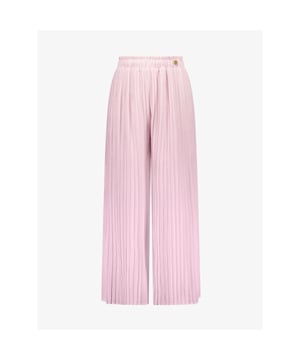 
Le Chic kinderkleding is verkrijgbaar in de maten 3 jaar t/m 10 jaar oftewel maat 98 t/m maar 140.
Le Chic lange plisse pantalon in de kleur lila.