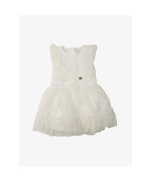 
Schattige baby meisje jurk in de kleur creme. Het is een erg mooie jurk voor een feestje maar ook goed voor de doop.