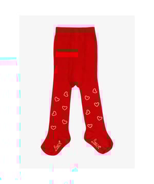 
De Little A by Adee maillot in Hazel Red heeft hartjes met goudkleurige strass stenen. Maak je Adee outfit helemaal af met deze bijpassende maillot voor de winter.
