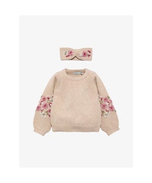 
Sweater voor meisjes van het merk Abel & Luna in de kleur beige met prachtige bloemen geborduurd op de sweater en de bijpassende hoofdband.