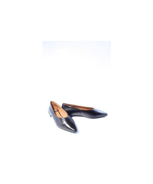
Merk: Angel Alarcon, Model: Ballerinas, Materiaal: Leer, Kleur: Zwart