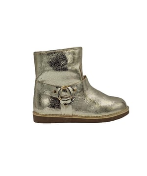 
De ANJA-18 gold van Babouche is een echte blikvanger. De ANJA-18 gold is uitgevoerd in de kleur GOLD. Bekijk ook onze overige collectie van Babouche op onze webshop!