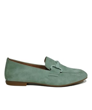Koop dit Gabor item sterk afgeprijsd in onze Gabor outlet.
Artikel 25.211 13  in de kleur menta (uni) shop je gemakkelijk en snel op onze webshop. Bekijk de gehele collectie van Gabor online