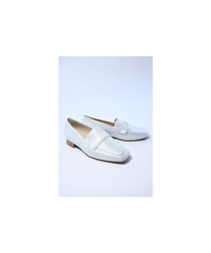
Merk: Hassia, Model: Instappers, Materiaal: Leer, Kleur: Zilver, Uitneembaar voetbed: Ja