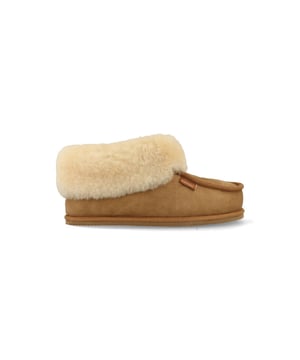
Shepherd Pantoffels Lena 4722056 Bruin. Voor 23.59uur besteld, morgen geleverd.