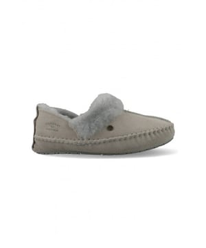Nu extra voordelig in onze Damesschoenen Sale outlet, dit hippe item uit onze Warmbat sale! Laatste maten dus ben er snel bij want op=op!
Warmbat Pantoffels Barrine BAR341041 Licht Blauw. Voor 23.59uur besteld, morgen geleverd.