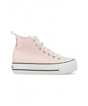 Wil jij helemaal van deze tijd zijn? Scoor dan deze topper uit de nieuwste collectie van British Knights bij V&D!
British Knights Kaya Mid LT B51-3725-03 Roze. Voor 23.59uur besteld, morgen geleverd.