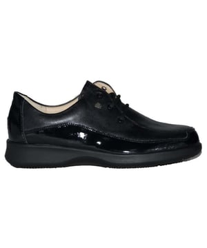 
Finn-Comfort zijn top schoenen door de naadloze voering en een uniek totaal voetbed. de stevige hiel omsluiting en de nappa lederen bovenkant maken deze schoenen uniek