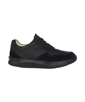 
De eenvoudige, zwarte sneaker in een elegante mix van nappaleer en fluweelzacht velours is een tijdloze basic in elke herenschoenenkast. De George is een van onze LIGHT-STRIDE-modellen, die de individueel gewenste beweging ondersteunen met hun "roll-through-sole". Hierdoor kunt u gemakkelijker en langer lopen, uw gewrichten beschermen - en actief rugpijn voorkomen! Het subtiele design is geschikt voor op kantoor of voor een diner in een restaurant. Gezond lopen met comfort en lichtheid - het XL Extralight-materiaal van de zool draagt ​​hier ook aan bij, dat uitstekende fysieke eigenschappen combineert met flexibiliteit en een laag gewicht. De zachte binnenvoering ondersteunt eersteklas draagcomfort en u kunt het VARIO-voetbed ook vervangen door uw persoonlijke inlegzolen. De breedte G komt overeen met een gemiddelde voetbreedte.