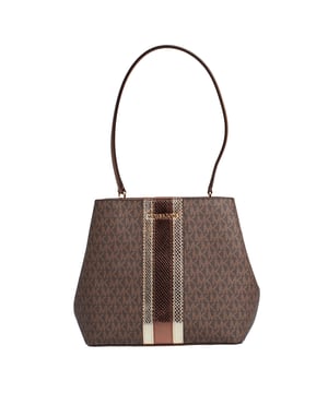 Unsere ungefütterte Pratt Medium Signature Tote wurde für die moderne Frau entworfen, die viel unterwegs ist. Sie ist ebenso schick wie praktisch. Sie verleiht Ihnen überall einen eleganten Look. Sie vereint anspruchsvollen Stil mit unübertroffener Funktionalität. Diese strukturierte Version mit unserem Logo hat die perfekte Größe für Ihre wichtigsten Utensilien.\n\n Details:\n - Zubehörtyp: Umhängetasche.\n - Material: Canvas mit Logo-Aufdruck.\n - Hardware: Goldton.\n - Metallische Michael Kors-Logo-Applikation auf der Vorderseite.\n - Außendetails: Seitentaschen.\n - Innenausstattung: Zentraltasche mit Reißverschluss.\n - Verschluss: Magnetisch.\n\n Jede Accessoire-Kollektion von Michael Kors zeichnet sich durch eine starke Identität aus und bietet einen frischen Mix aus Trends, Farben und zeitlosen Silhouetten mit urbanem Stil und Stil. Jede von Michael Kors entworfene Damen-Umhängetasche ist ein erschwinglicher Luxus mit einem Hauch von modernem, unerwartetem und bequemem Glamour und bietet ein passendes Modell für jeden Anlass.\n Maßnahmen: 26 cm (Breite) x 22 cm (Höhe) x 12 cm (Tiefe). Grifflänge: 28 cm\n Komposition: 69 % beschichtetes Canvas, 17 % Polyester, 13 % Baumwolle, 1 % Polyurethan\n Pflege:\nMit einem feuchten Tuch reinigen.