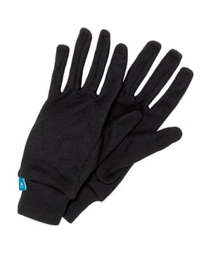 
Deze handschoenen zijn gemaakt voor lichtgewichte isolatie tegen het weer. Ideaal voor jungle gyms, in de speeltuin of tijdens het skiën als binnen handschoen onder een dikkere buitenlaag. Gemaakt van 100% gerecyclede materialen in onze eigen Europese ODLO fabriek. Ontworpen voor comfort, warmte en plezier.