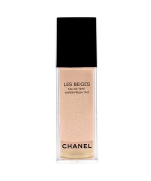 Entdecken Sie die Schönheit von Chanel Les Beiges Eau De Teint in Mittelhell, einem 30 ml leichten Teint, der dazu entwickelt wurde, Ihren natürlichen Teint zu verbessern. Diese erfrischende Formel enthält verkapselte Pigmente, die sich nahtlos in die Haut einfügen und einen sanften, strahlenden Glanz verleihen. Angereichert mit natürlichem Tamarindensamenextrakt spendet sie bis zu 8 Stunden Feuchtigkeit und sorgt dafür, dass Ihre Haut den ganzen Tag frisch und strahlend aussieht. Ideal für Frauen, die ein makelloses Finish suchen, ist dieses Produkt ein Must-Have in Ihrer Schönheitsroutine.