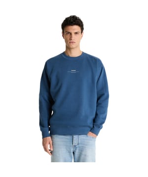 
REGENT ROUND M.BLUE is een sweater van het merk Chasin'.
