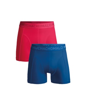 
<p>Ervaar ultiem comfort en stijl met Muchachomalo katoenen boxershorts. Gemaakt van hoogwaardig katoen, bieden deze boxershorts een ongeëvenaarde zachtheid. Het ademende materiaal zorgt voor een fris gevoel de hele dag door, terwijl de nauwsluitende pasvorm optimale ondersteuning biedt.</p>
<p>Of je nu een actieve dag hebt of ontspant, Muchachomalo boxershorts houden je comfortabel en zelfverzekerd. Kies voor kwaliteit, kies voor Muchachomalo.</p> Materiaal: 95% Cotton / 5% Elastane - 210 gram 
Wasinstructies: Wassen op 30 graden,Niet in de droger,Strijken op matig warme stand (2 stippen) Kleur: Blauw,Roze