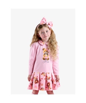 
Deze schattige jurk met verlaagde taille heeft een teddybeerprint op de geplooide rok en Peter Pan-kraag. Afgewerkt met een superschattig teddybeer-logo met diamantjes, is dit de perfecte jurk voor het winterseizoen.
