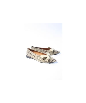 
Merk: Angel Alarcon, Model: Ballerinas, Materiaal: Textiel, Kleur: Beige