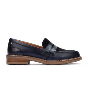 
Til je stappen naar een nieuw niveau van comfort en stijl met de Aldaya loafers van Pikolinos. Ontworpen voor de moderne vrouw, bieden de uitneembare binnenzool en het zachte voetbed de zachtheid die je verdient. Met een praktische sluiting en een mokkakleurige finish zijn ze de perfecte aanvulling op elke outfit. Loop met plezier!