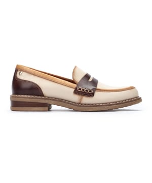 
Laat je grootste elegantie zien met de Pikolinos Aldaya mocassins voor dames. Een perfect model gemaakt van duurzame materialen voor de meest opvallende evenementen, ook om elke dag naar kantoor te gaan. Combineer je beste stijl met deze gemakkelijke mocassins. Bovendien bieden ze het gemak van gemakkelijk te verwijderen inlegzolen.

- Gewatteerde binnenzool
- Uitneembare binnenzool
- Hakhoogte 3 cm