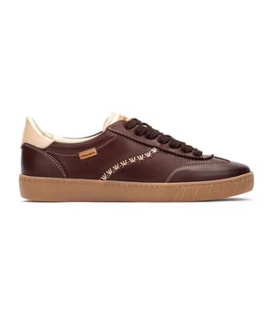 
Vaarwel vermoeide voeten, hallo uithoudingsvermogen! Deze sneakers combineren eenvoud, comfort en talloze combinatiemogelijkheden. De geïntegreerde zachte zool vermindert bovendien het gevoel van vermoeide benen en voeten. Comfort en flexibiliteit in één: uw beste keuze!