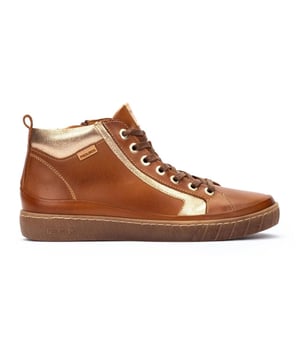 
Vaarwel vermoeide voeten, hallo uithoudingsvermogen! Deze sneakers combineren eenvoud, comfort en talloze combinatiemogelijkheden. De geïntegreerde zachte zool vermindert bovendien het gevoel van vermoeide benen en voeten. Comfort en flexibiliteit in één: uw beste keuze!