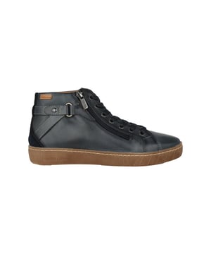 
Vaarwel vermoeide voeten, hallo uithoudingsvermogen! Deze sneakers combineren eenvoud, comfort en talloze combinatiemogelijkheden. De geïntegreerde zachte zool vermindert bovendien het gevoel van vermoeide benen en voeten. Comfort en flexibiliteit in één: uw beste keuze!