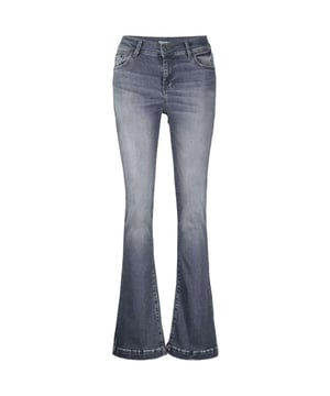 Deze jeans van LTB is een erg stijlvol item. De grijze jeans heeft een flared model en heeft 5 zakken. De jeans sluit middels een rits en heeft riemlussen. Deze jeans kun je met iedere look combineren! Deze slim fit jeans van het merk LTB Jeans is gemaakt van stretchdenim. Het 5pocket model heeft een hoge taille en heeft een rits en knoopsluiting.Extra details zijn: Knoop en ritssluiting Flared Riemlussen Hoge taille 5 Pocket modelMateriaal:99% Katoen  1% ElastaanWasvoorschrift:Machinewas max. Fijnwas 30 graden Celsius. Niet in droge