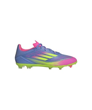 
Ontdek de kracht van snelheid en precisie met de
 
  adidas
 
 voetbalschoenen, speciaal ontworpen voor voetballers die op zoek zijn naar optimale controle en comfort. Met de nieuwste technologieën en een eigentijds design uit de bekende collectie biedt deze schoen jou alles wat je nodig hebt op het veld.


 Deze
 
  lage
 
 voetbalschoen is ontwikkeld voor zowel
 
  dames als heren
 
 en geschikt voor gebruik op
 
  natuur- en kunstgras
 
 . Dankzij het
 
  synthetische materiaal
 
 ervaar je een licht gewicht en stevige ondersteuning, terwijl de
 
  vetersluiting
 
 zorgt voor een aansluitende pasvorm en betrouwbare stabiliteit tijdens iedere actie. Door de normale wijdtemaat sluit de schoen goed aan bij de meeste voeten, zodat jij je volledig kunt richten op jouw spel. Ben je een speler die graag snelheid en behendigheid combineert? Dan past het F50 model uit het Celestical Victory Pack perfect bij jouw speelstijl.


 
  Merk: adidas
 
 
  Hoogte: Laag
 
 
  Geslacht: Dames, Heren