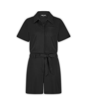 
LADY DAY Yvon vind je nu op To Be Dressed. Prachtig en uniek item van premium travelkwaliteit en gemaakt van de volgende materialen: 80% polyamide 20% ea. Yvon