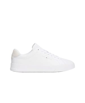 
Tommy Hilfiger sneakers voor hem. De sneakers zijn gemaakt van hoogwaardig leer. De schoen heeft een EVA binnenzool, wat zorgt voor een lekkere demping.