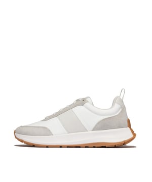 
De F-Mode Flow Mens Suede-Mix Sneakers combineren verschillende suède materialen voor een stoere en stijlvolle look. Deze comfortabele herensneakers zijn ideaal voor dagelijks gebruik en bieden een perfecte mix van duurzaamheid en modern design.