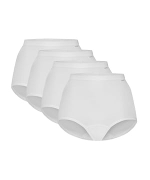 
Deze witte basic dames high waist van Ten Cate is gemaakt van 95% organisch katoen en 5% elastaan. Doordat er geen zijnaden zijn, heeft deze slip een goede pasvorm en een hoog draagcomfort. Deze high waist is verpakt in een 4-pack.

Deze Ten Cate dames slip vervangt het artikel 30192.