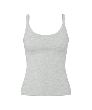 
De PCMAY top van Pieces is een comfortabele dames hemd met bandjes, uitgevoerd in een effen witte ribstof. Deze basic top heeft een ronde hals, een open rug en is gemaakt van rekbaar biologisch katoen. De zachte ribstructuur zorgt voor een fijne pasvorm en een subtiele, vrouwelijke look – ideaal om casual te dragen of als onderlaag.